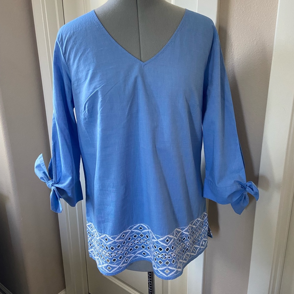 Talbots V-neck, Eyelet, 3/4 Tie Sleeve, Blouse, Light Blue, Size M